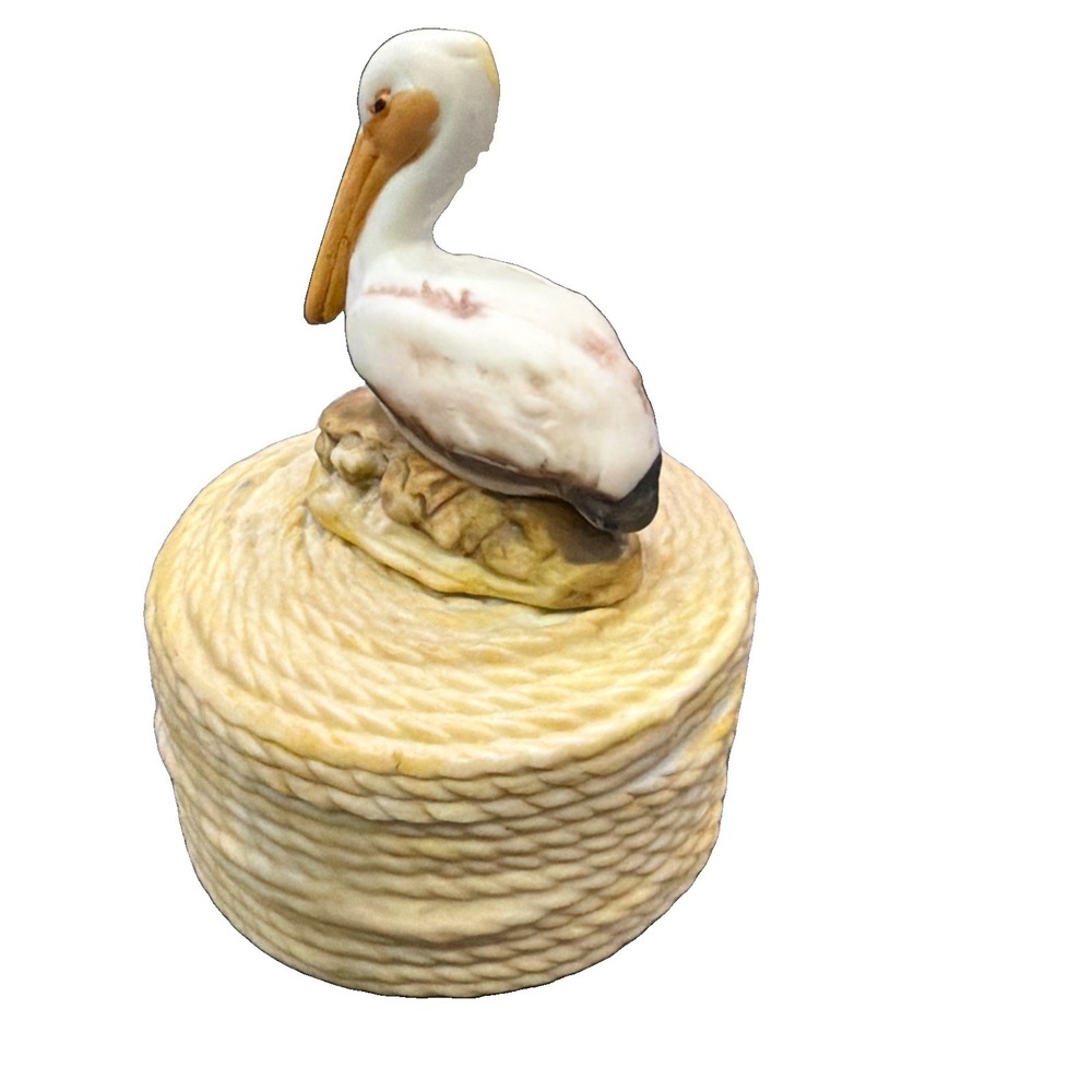 Vintage Porcelain Pelican Trinket Box Bird Nautical Seashore Beach Coast Covered - Picture 7 of 9